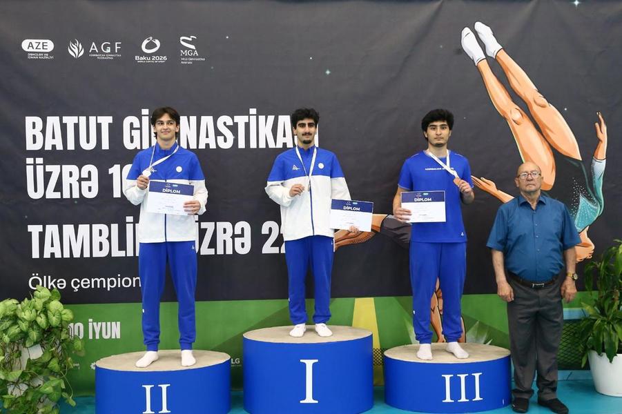 Состоялся чемпионат Азербайджана по прыжкам на батуте и тамблингу (ФОТО)