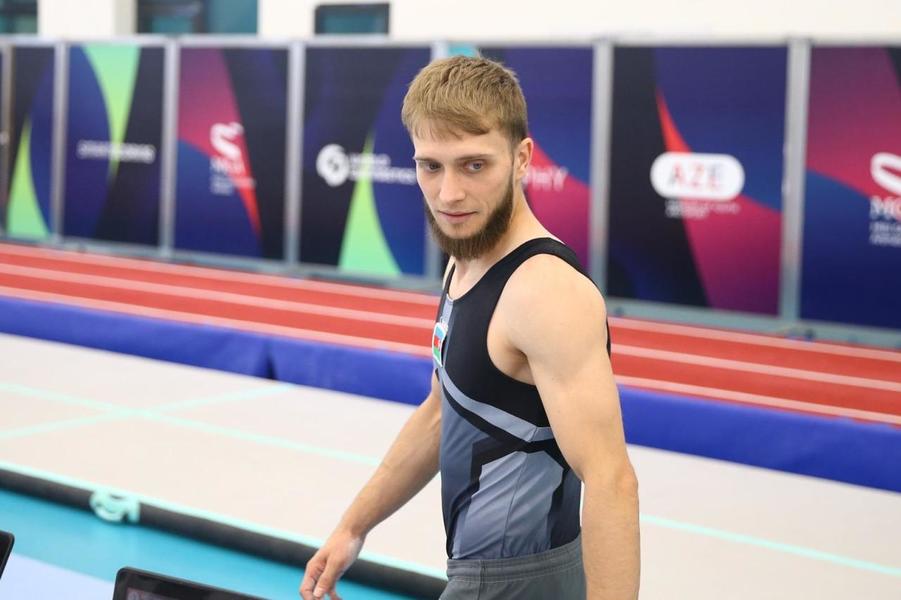 Состоялся чемпионат Азербайджана по прыжкам на батуте и тамблингу (ФОТО)