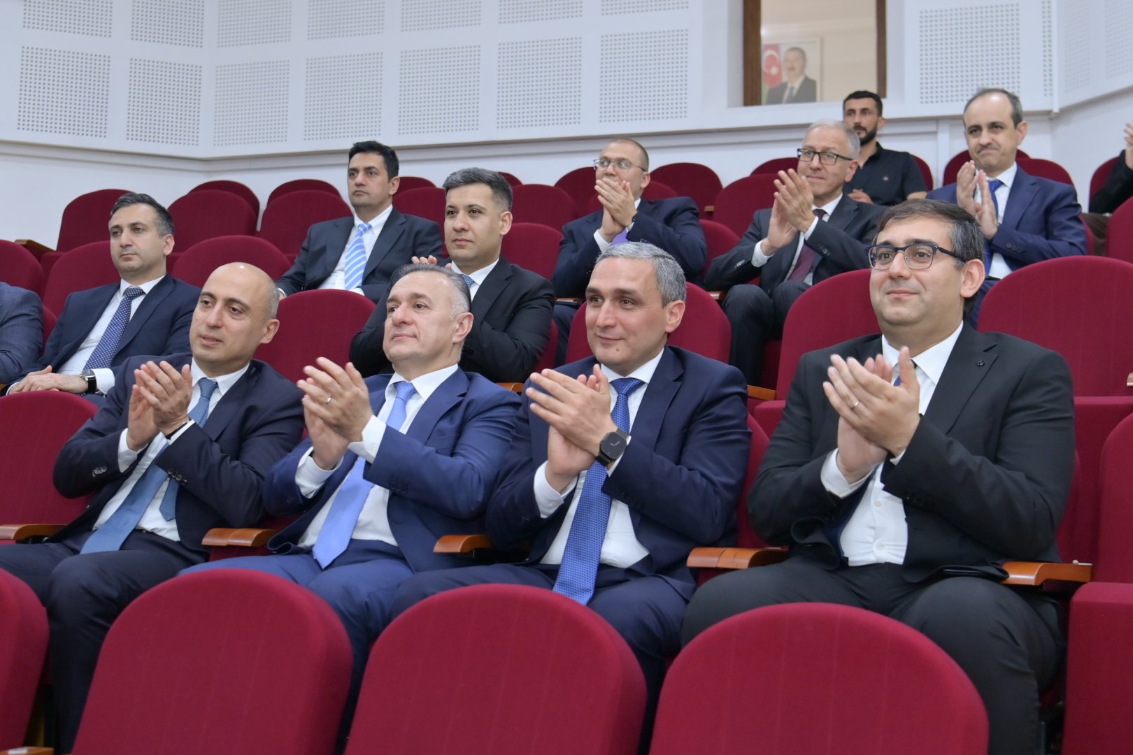 Министр здравоохранения и министр науки и образования Азербайджана посетили Клинику Карабахского университета (ФОТО)