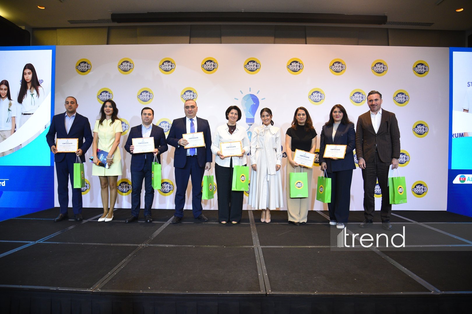 MiniBoss Business School Baku провел VI Национальный чемпионат по стартапам - определены лучшие проекты юных предпринимателей (ФОТО)