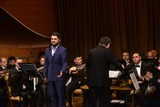 95 лет служения музыке - концерт оркестра имени Саида Рустамова (ФОТО)