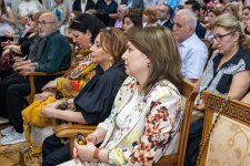 Состоялось открытие выставки, посвящённой 100-летию народного художника Эльбея Рзагулиева (ФОТО)
