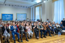 Состоялось открытие выставки, посвящённой 100-летию народного художника Эльбея Рзагулиева (ФОТО)