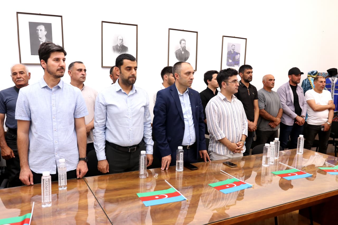 Госкомитет по работе с диаспорой провел встречу с азербайджанской общиной в Сербии (ФОТО)