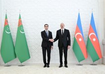 В Баку состоялась церемония официальной встречи Президента Туркменистана Сердара Бердымухамедова (ФОТО)
