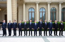 В Баку состоялась церемония официальной встречи Президента Туркменистана Сердара Бердымухамедова (ФОТО)