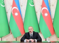 Президент Ильхам Алиев и Президент Туркменистана Сердар Бердымухаммедов выступили с заявлениями для прессы (ФОТО)