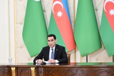 Президент Ильхам Алиев и Президент Туркменистана Сердар Бердымухаммедов выступили с заявлениями для прессы (ФОТО)