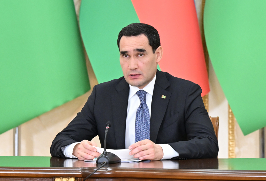 Президент Ильхам Алиев и Президент Туркменистана Сердар Бердымухаммедов выступили с заявлениями для прессы (ФОТО)
