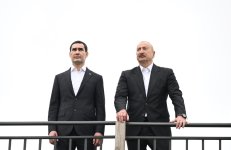 Президент Ильхам Алиев подарил Президенту Сердару Бердымухамедову карабахского скакуна (ФОТО)