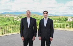 Президент Ильхам Алиев и Президент Сердар Бердымухамедов посмотрели разрушенные места города Физули (ФОТО)