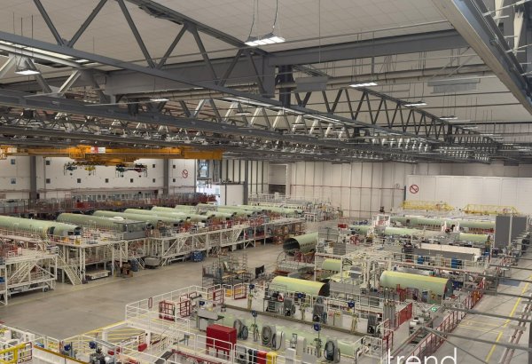 Журналисты из Азербайджана ознакомились с производственными мощностями Airbus в Гамбурге (ФОТО)