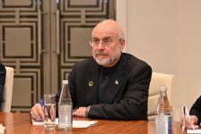 Сахиба Гафарова провела обсуждения с Мохаммадом Багером Галибафом (ФОТО)