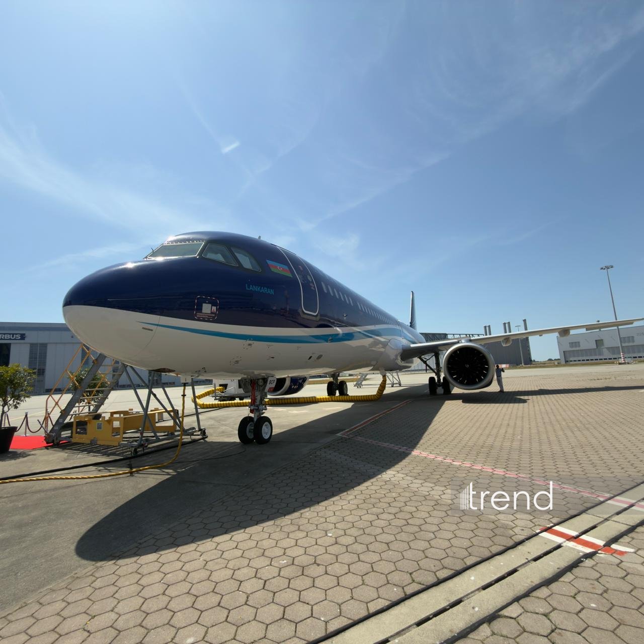 В Гамбурге состоялась церемония передачи первого самолета Airbus A321neo AZAL (ФОТО)