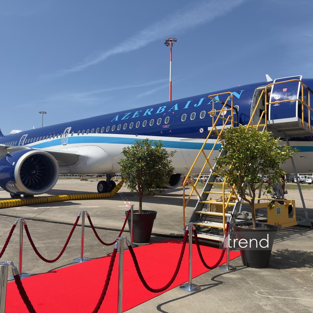 В Гамбурге состоялась церемония передачи первого самолета Airbus A321neo AZAL (ФОТО)