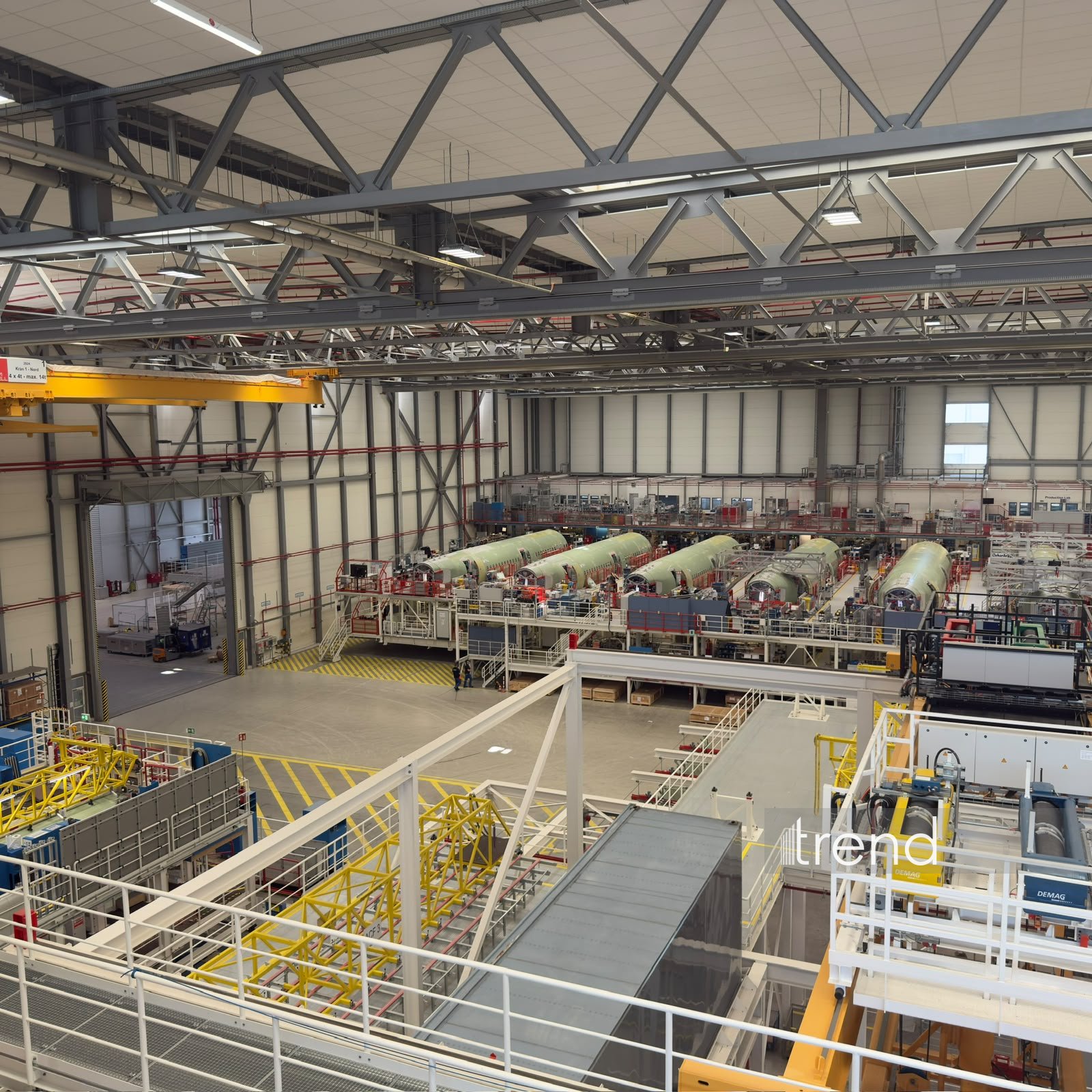 Журналисты из Азербайджана ознакомились с производственными мощностями Airbus в Гамбурге (ФОТО)