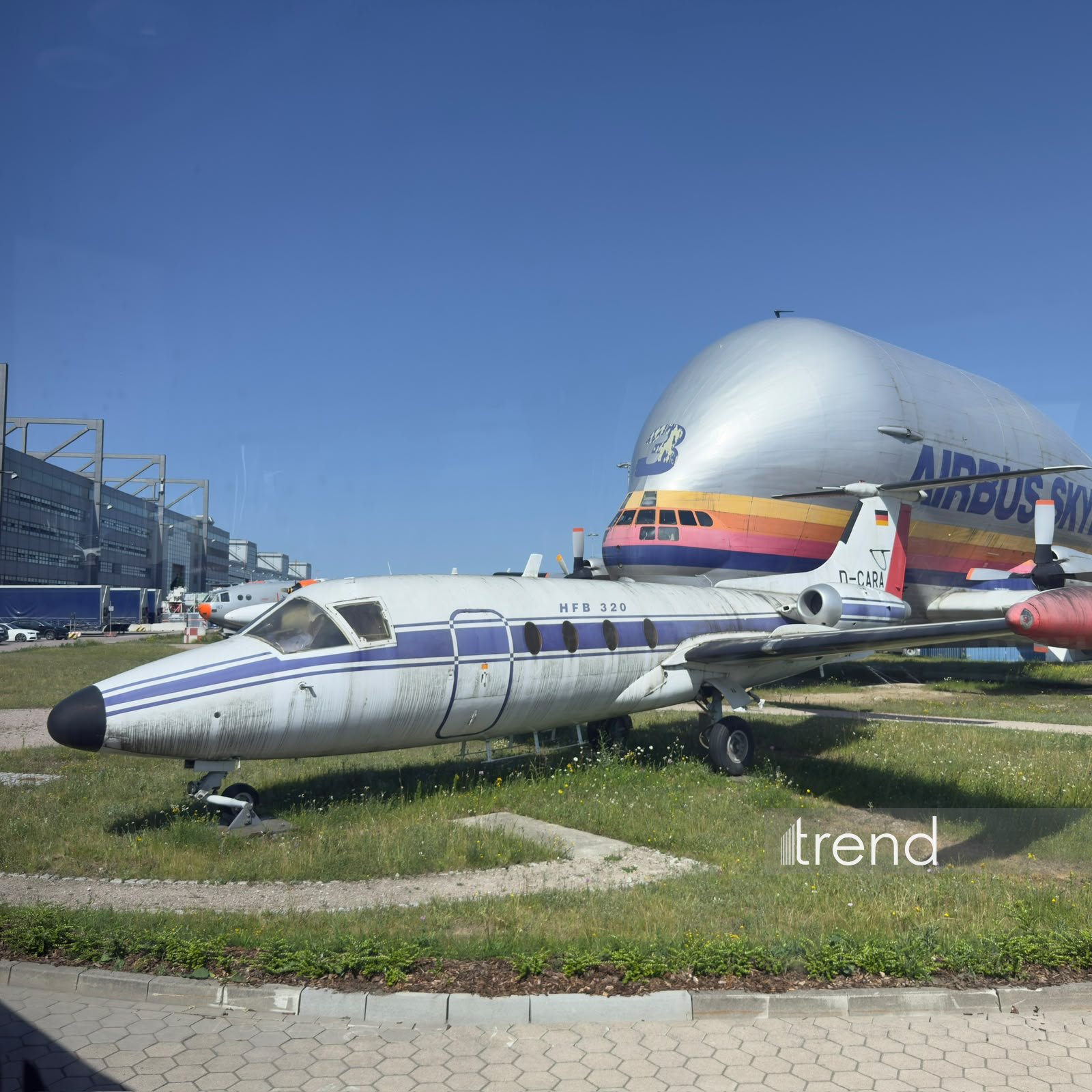Журналисты из Азербайджана ознакомились с производственными мощностями Airbus в Гамбурге (ФОТО)