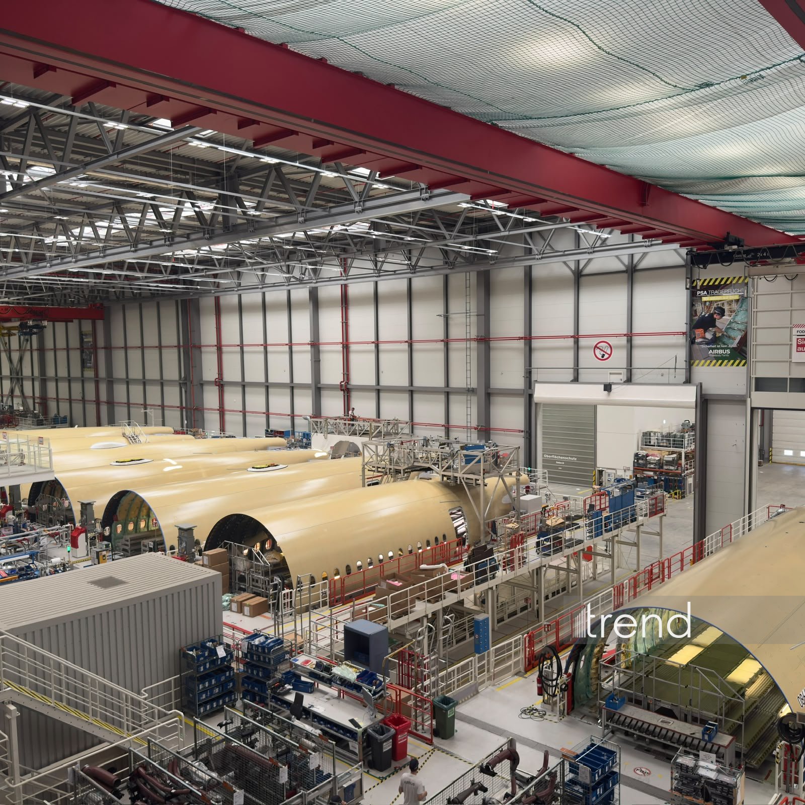 Журналисты из Азербайджана ознакомились с производственными мощностями Airbus в Гамбурге (ФОТО)