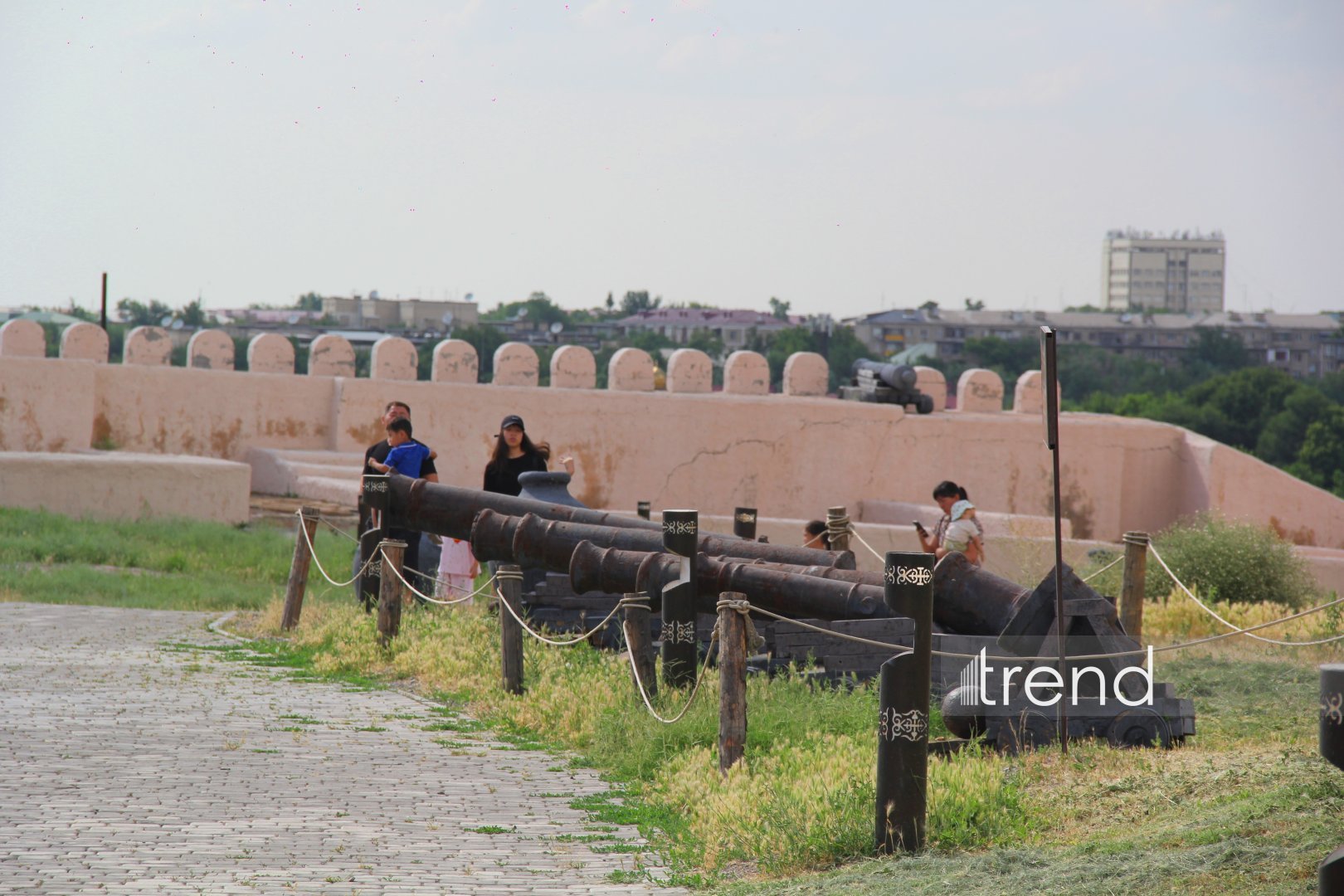 Путешествие из Баку в Шымкент – древняя Шымкала, Этноаул, День города, белоснежная мечеть... (ФОТО, часть 1)