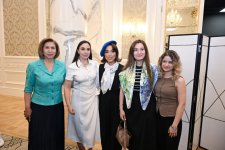 Вице-президент Фонда Гейдара Алиева Лейла Алиева приняла участие во II Дне выпуска проекта «Поддержка образования девочек» (ФОТО)