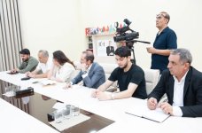 Смерть Ивана Ильича в Баку – "расследование" ведут актеры (ФОТО)