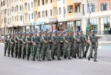 В Азербайджане в День Вооруженных сил организованы шествия военнослужащих (ФОТО)