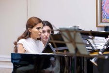 От классики к современности – летний вечер в Баку, наполненный мировыми шедеврами (ФОТО)