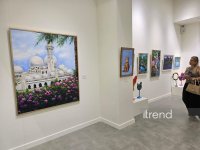 В Баку открылась красочная экспозиция Gulnar Art Studio под названием "Разные взгляды" (ФОТО)