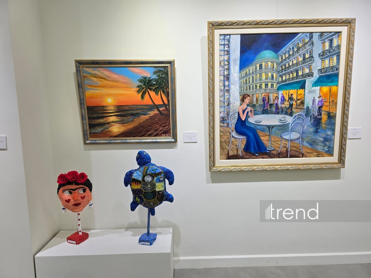 В Баку открылась красочная экспозиция Gulnar Art Studio под названием "Разные взгляды" (ФОТО)