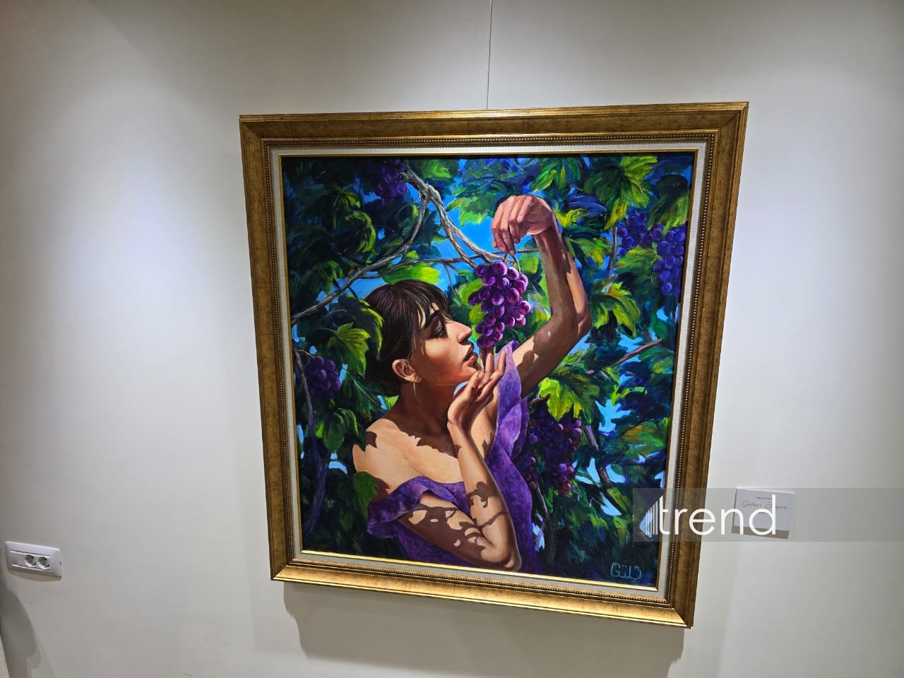В Баку открылась красочная экспозиция Gulnar Art Studio под названием "Разные взгляды" (ФОТО)
