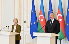 Президент Ильхам Алиев и президент Европейской комиссии выступили с заявлениями для прессы (ФОТО/ВИДЕО)