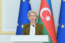 Президент Ильхам Алиев и президент Европейской комиссии выступили с заявлениями для прессы (ФОТО/ВИДЕО)