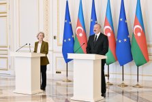 Президент Ильхам Алиев и президент Европейской комиссии выступили с заявлениями для прессы (ФОТО/ВИДЕО)