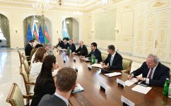 Состоялась встреча Президента Ильхама Алиева с президентом Европейской комиссии в расширенном составе (ФОТО)