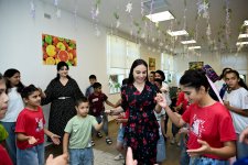 Вице-президент Фонда Гейдара Алиева Лейла Алиева встретилась в Шеки с воспитанниками учреждения социальных услуг «Детский дом» (ФОТО)