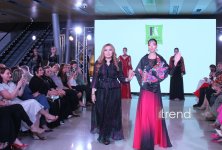Фахрия Халафова представила коллекцию, вдохновленную азербайджанским ковровым искусством (ФОТО)