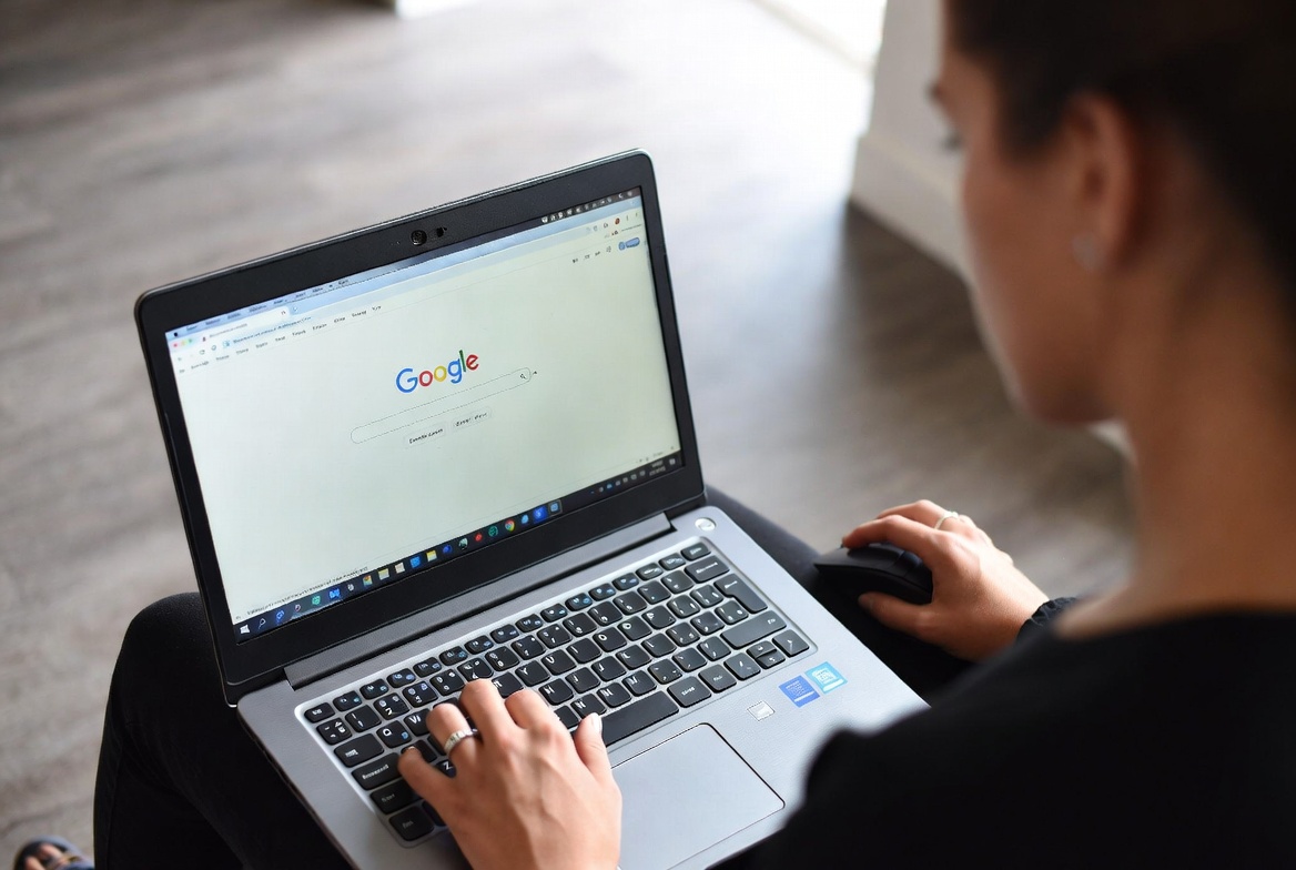 Стала известна доля Google на рынке поисковых систем Азербайджана в июне