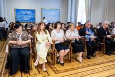 В Национальном музее искусств Азербайджана открылась выставка и прошел научный семинар, посвященные Али беку Гусейнзаде (ФОТО)