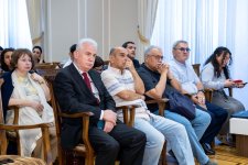 В Национальном музее искусств Азербайджана открылась выставка и прошел научный семинар, посвященные Али беку Гусейнзаде (ФОТО)