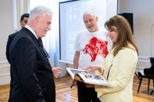 В Национальном музее искусств Азербайджана открылась выставка и прошел научный семинар, посвященные Али беку Гусейнзаде (ФОТО)