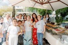 Лейла Алиева приняла участие в открытии персональной выставки и акции по посадке деревьев в Габале (ФОТО)
