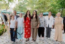 Лейла Алиева приняла участие в открытии персональной выставки и акции по посадке деревьев в Габале (ФОТО)