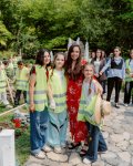 Лейла Алиева приняла участие в открытии персональной выставки и акции по посадке деревьев в Габале (ФОТО)