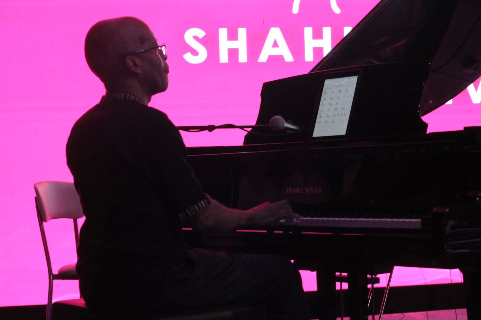 Французские джазовые ритмы под открытым небом летнего Баку - Eric Jacot Band на Shahin Novrasli Festival (ФОТО)