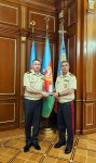 Министр обороны Азербайджана наградил медалями гендиректора и группу военнослужащих (ФОТО)