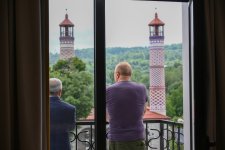 Президент Ильхам Алиев ознакомился с работами, выполненными на улице Карабах в Шуше в рамках государственно-частного партнерства (ФОТО)