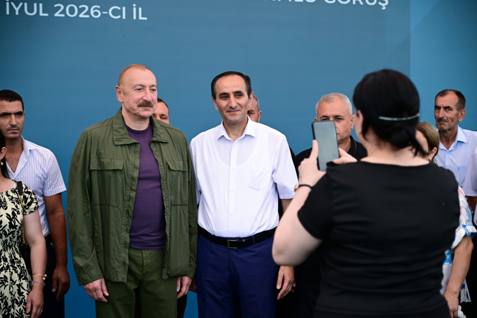 Президент Ильхам Алиев посетил село Гузейхырман Ходжавендского района (ФОТО)