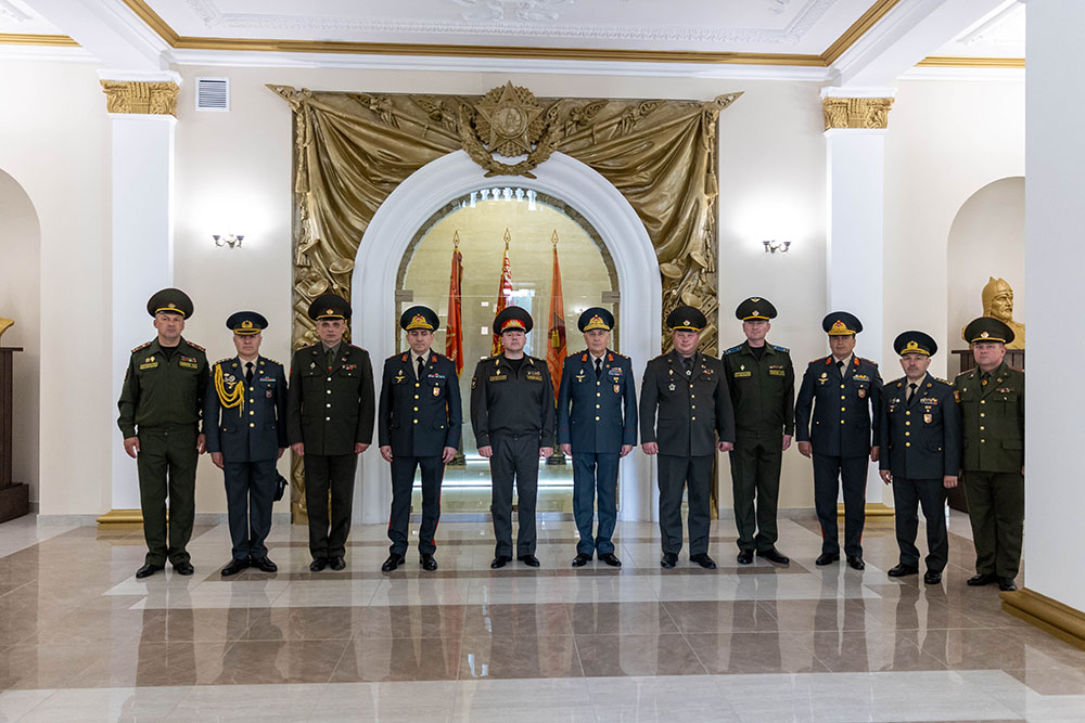 Начальник Генерального штаба азербайджанской армии находится с официальным визитом в Беларуси (ФОТО)