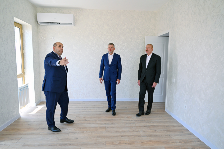 Президент Ильхам Алиев и Президент Петер Пеллегрини ознакомились с работами, проводимыми в селе Баш Гарвенд Агдамского района (ФОТО)
