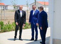 Президент Ильхам Алиев и Президент Петер Пеллегрини ознакомились с работами, проводимыми в селе Баш Гарвенд Агдамского района (ФОТО)